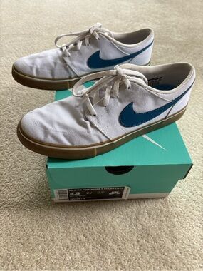 Nike SB Portmore II Solar CNVS White with Industrial Blue Accents